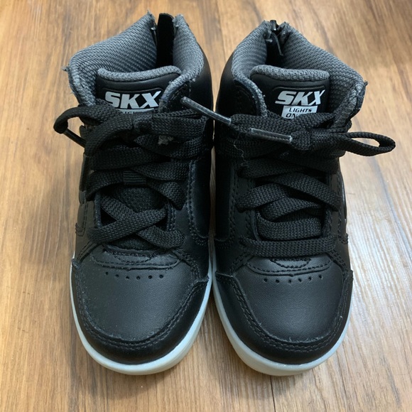 skechers baby light up shoes